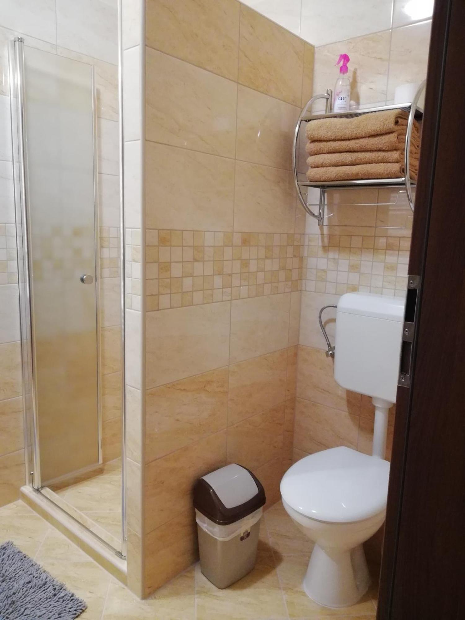 Hajdúszoboszló Imola Es Andrea Apartmanhaz 3 מראה חיצוני תמונה