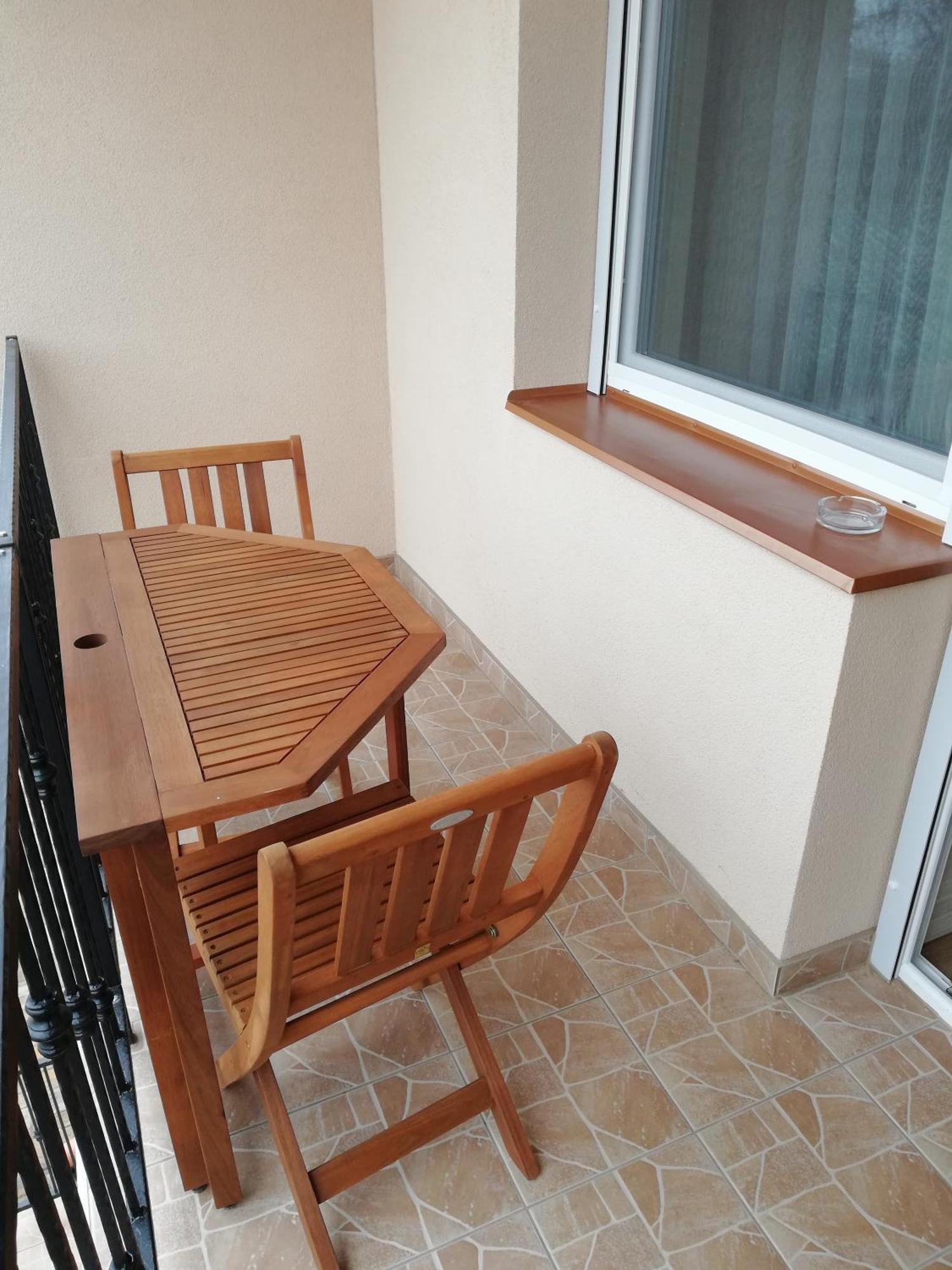 Hajdúszoboszló Imola Es Andrea Apartmanhaz 3 מראה חיצוני תמונה